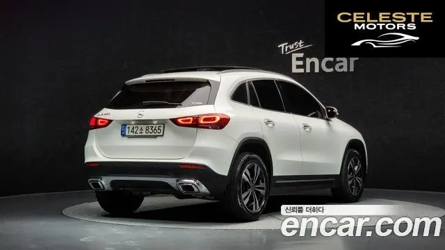 MERCEDES BENZ GLA-Classe H247 GLA220 2021 — photo 2 sur 20