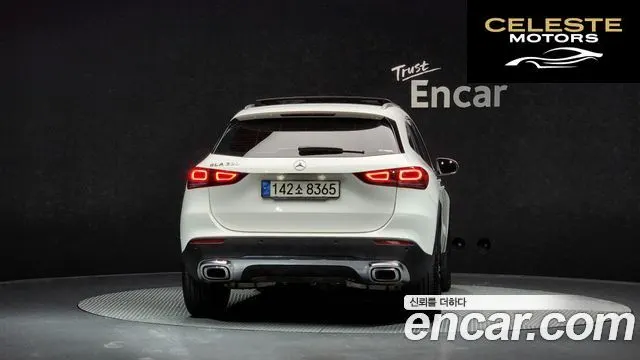 MERCEDES BENZ GLA-Classe H247 GLA220 2021 — photo 4 sur 20