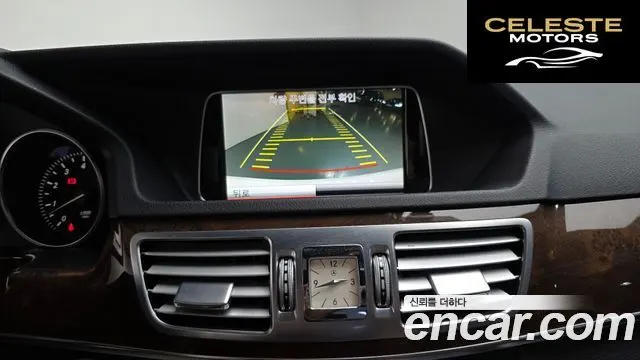 MERCEDES BENZ E-Classe W212 E300 2014 — photo 15 sur 20