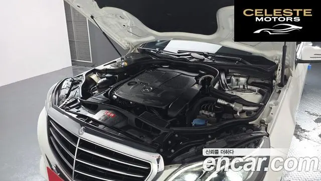 MERCEDES BENZ E-Classe W212 E300 2014 — photo 6 sur 20