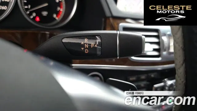 MERCEDES BENZ E-Classe W212 E300 2014 — photo 9 sur 20