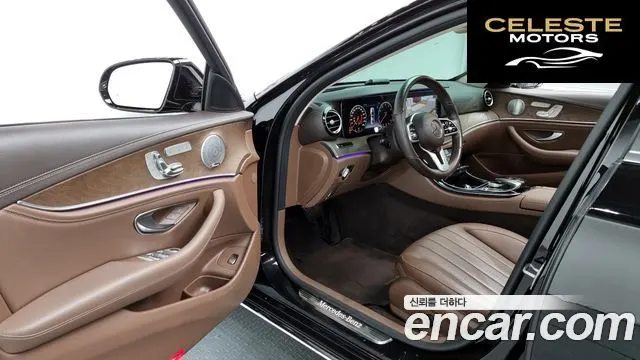 MERCEDES BENZ E-Classe W213 E300 4MATIC Exclusive 2019 — photo 10 sur 26