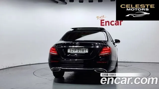 MERCEDES BENZ E-Classe W213 E300 4MATIC Exclusive 2019 — photo 4 sur 26