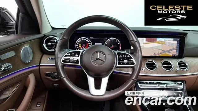 MERCEDES BENZ E-Classe W213 E300 4MATIC Exclusive 2019 — photo 13 sur 26