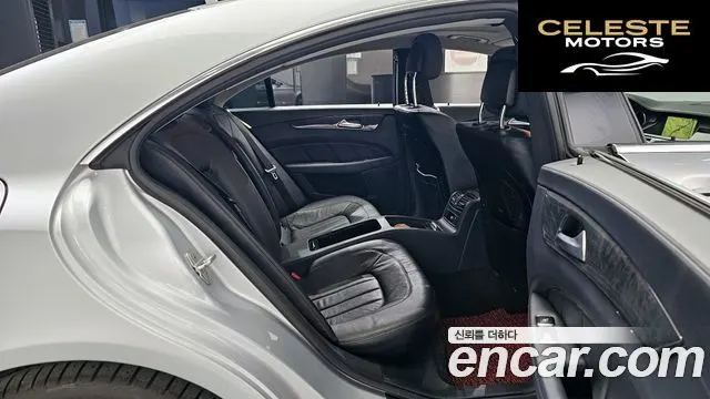 MERCEDES BENZ CLS-Classe W218 CLS350 2012 — photo 12 sur 20