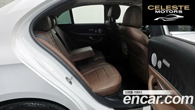 MERCEDES BENZ E-Classe W213 E300 Avantgarde 2020 — photo 12 sur 20