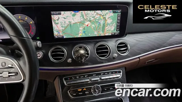 MERCEDES BENZ E-Classe W213 E300 Avantgarde 2020 — photo 14 sur 20