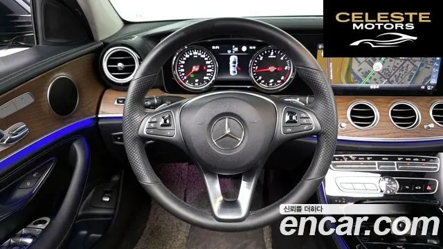 MERCEDES BENZ E-Classe W213 E220d 4MATIC Exclusive 2017 — photo 14 sur 20