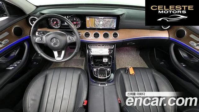 MERCEDES BENZ E-Classe W213 E220d 4MATIC Exclusive 2017 — photo 7 sur 20