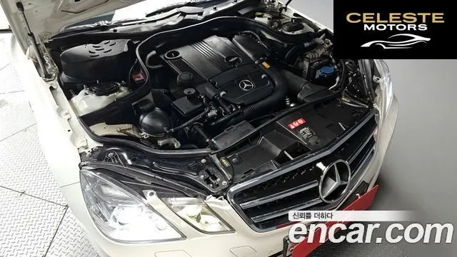MERCEDES BENZ E-Classe W212 E200 CGI Avantgarde 2010 — photo 6 sur 20