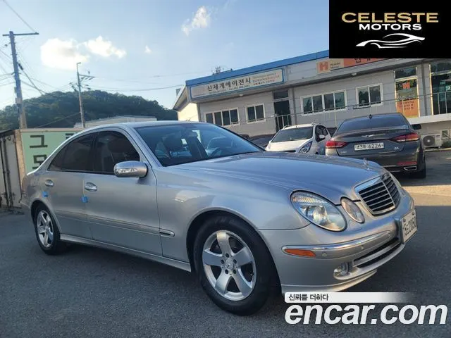 MERCEDES BENZ E-Classe W211 E240 Avantgarde 2004 — photo 3 sur 26