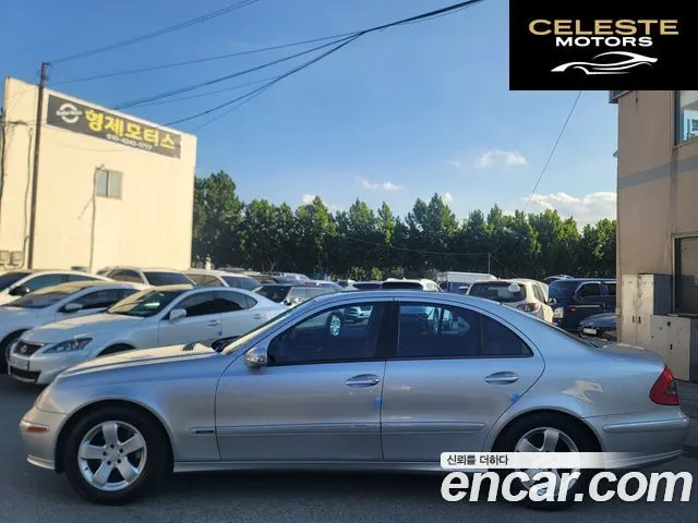 MERCEDES BENZ E-Classe W211 E240 Avantgarde 2004 — photo 8 sur 26