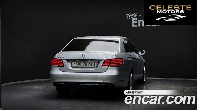 MERCEDES BENZ E-Classe W212 E220 CDI Avantgarde 2014 — photo 4 sur 20