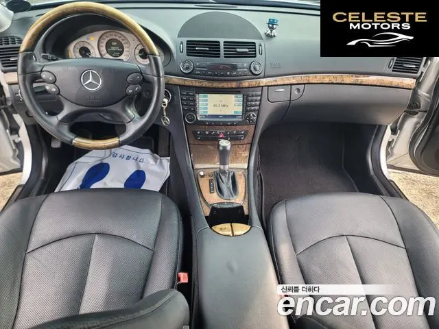 MERCEDES BENZ E-Classe W211 E350 2008 — photo 10 sur 26