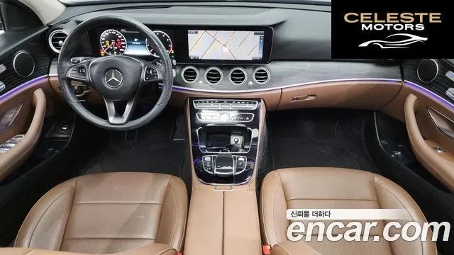 MERCEDES BENZ E-Classe W213 E300 Avantgarde 2017 — photo 7 sur 20