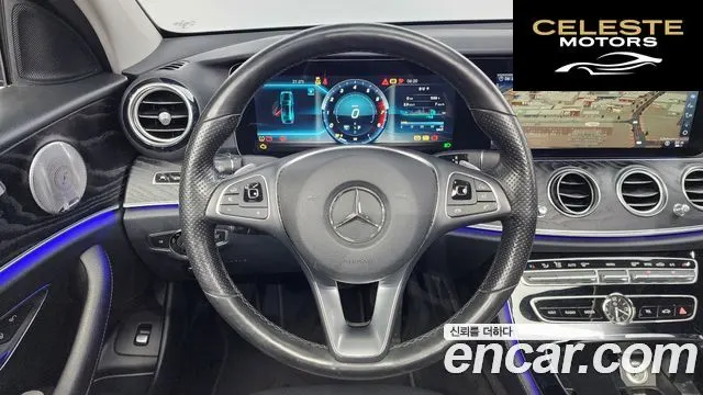 MERCEDES BENZ E-Classe W213 E300 Avantgarde 2018 — photo 13 sur 20