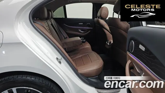 MERCEDES BENZ E-Classe W213 E220d Avantgarde 2020 — photo 12 sur 20