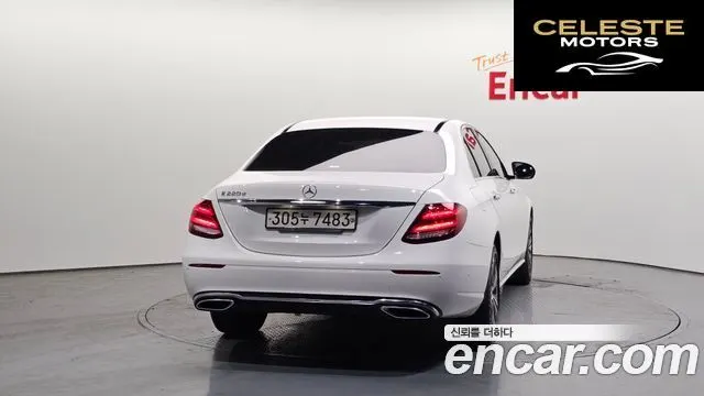 MERCEDES BENZ E-Classe W213 E220d Avantgarde 2020 — photo 4 sur 20