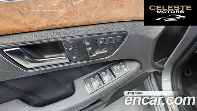 MERCEDES BENZ E-Classe W212 E300 2012 — photo 11 sur 20