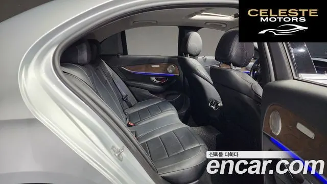MERCEDES BENZ E-Classe W213 E300 Exclusive 2018 — photo 12 sur 20