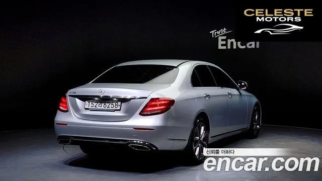 MERCEDES BENZ E-Classe W213 E300 Exclusive 2018 — photo 2 sur 20