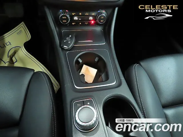 MERCEDES BENZ GLA-Classe X156 GLA220 Premium 2019 — photo 15 sur 26