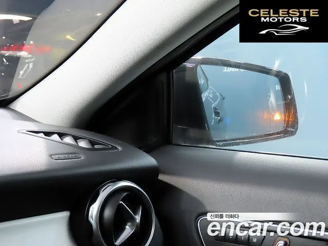 MERCEDES BENZ GLA-Classe X156 GLA220 Premium 2019 — photo 18 sur 26