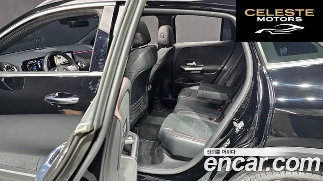 MERCEDES BENZ GLA-Classe H247 GLA250 4MATIC 2023 — photo 12 sur 20