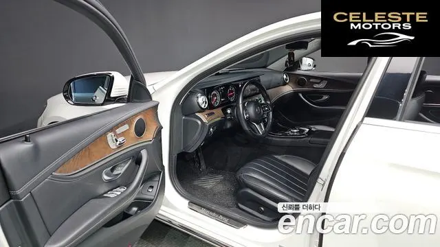 MERCEDES BENZ E-Classe W213 E220d 4MATIC Exclusive 2020 — photo 10 sur 20