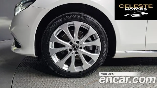 MERCEDES BENZ E-Classe W213 E220d 4MATIC Exclusive 2020 — photo 5 sur 20