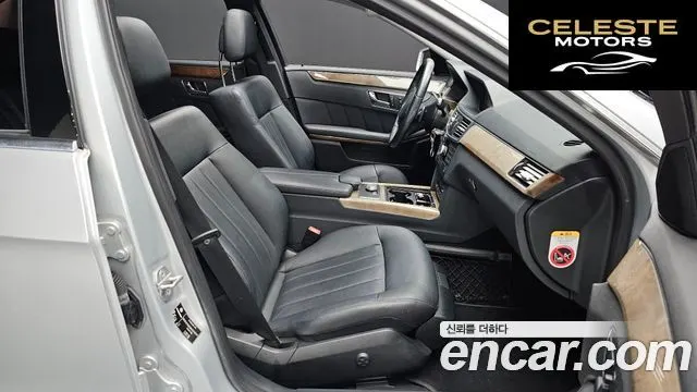 MERCEDES BENZ E-Classe W212 E300 2011 — photo 12 sur 20
