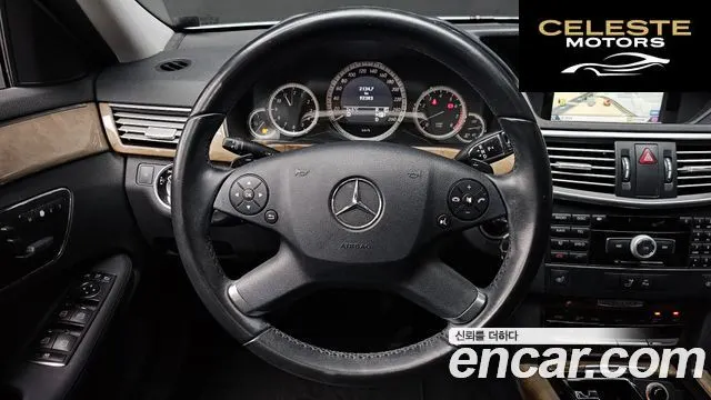 MERCEDES BENZ E-Classe W212 E300 2011 — photo 13 sur 20