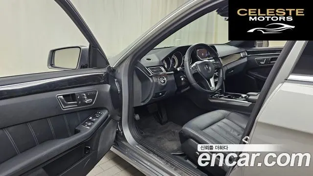 MERCEDES BENZ E-Classe W212 E300 Avantgarde 2014 — photo 10 sur 20