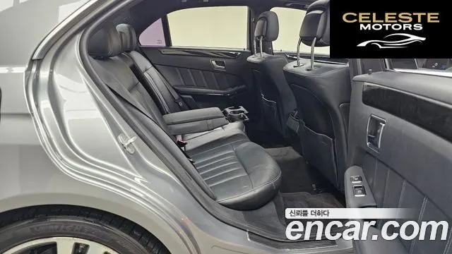MERCEDES BENZ E-Classe W212 E300 Avantgarde 2014 — photo 12 sur 20