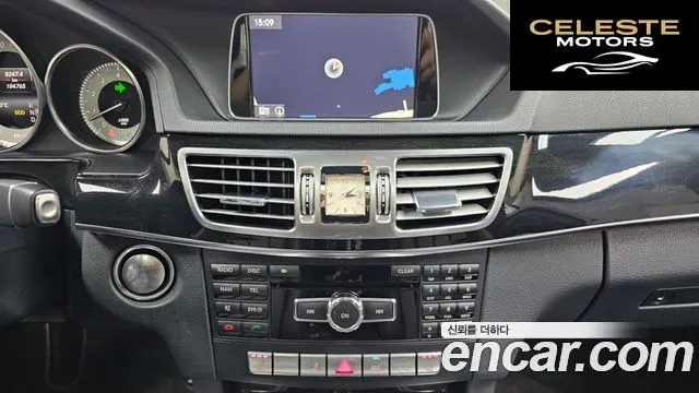 MERCEDES BENZ E-Classe W212 E300 Avantgarde 2014 — photo 14 sur 20