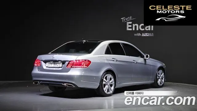 MERCEDES BENZ E-Classe W212 E300 Avantgarde 2014 — photo 2 sur 20
