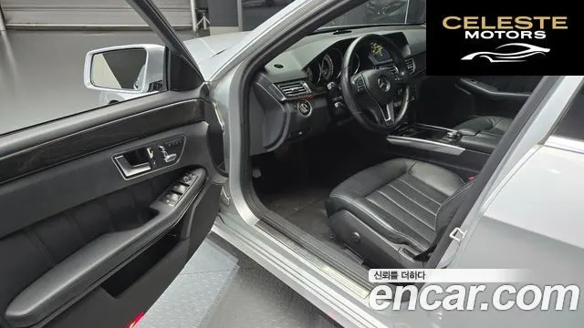 MERCEDES BENZ E-Classe W212 E300 Avantgarde 2014 — photo 11 sur 20