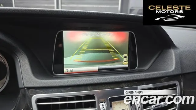 MERCEDES BENZ E-Classe W212 E300 Avantgarde 2014 — photo 14 sur 20