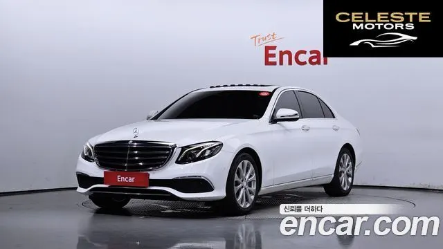 MERCEDES BENZ E-Classe W213 E220d Exclusive 2017 — photo 21 sur 26