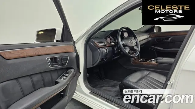 MERCEDES BENZ E-Classe W212 E300 2013 — photo 10 sur 26