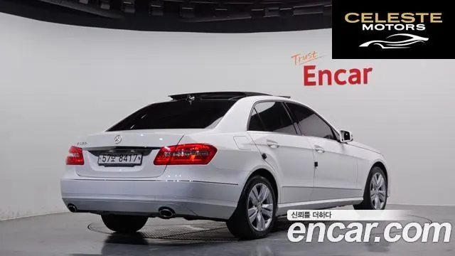 MERCEDES BENZ E-Classe W212 E300 2013 — photo 2 sur 26