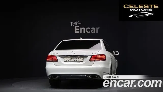 MERCEDES BENZ E-Classe W212 E220 CDI Avantgarde 2014 — photo 4 sur 20