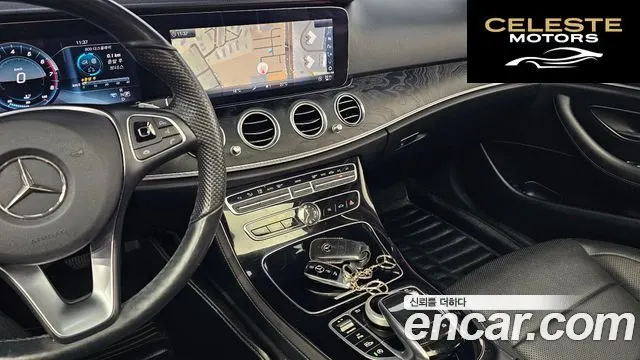 MERCEDES BENZ E-Classe W213 E300 4MATIC Avantgarde 2017 — photo 16 sur 20