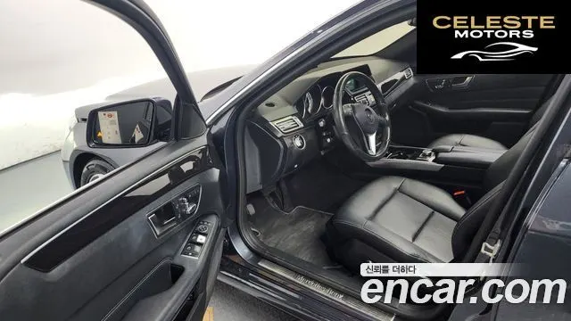 MERCEDES BENZ E-Classe W212 E200 Avantgarde 2016 — photo 10 sur 20