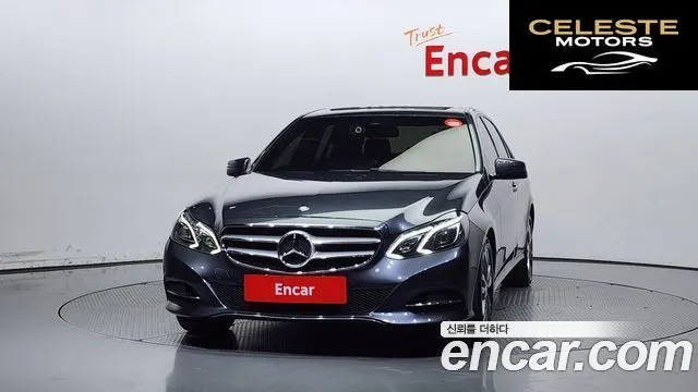 MERCEDES BENZ E-Classe W212 E200 Avantgarde 2016 — photo 3 sur 20