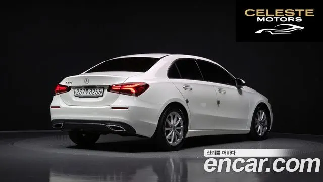 MERCEDES BENZ A-Classe W177 A220 Berline 2020 — photo 2 sur 20