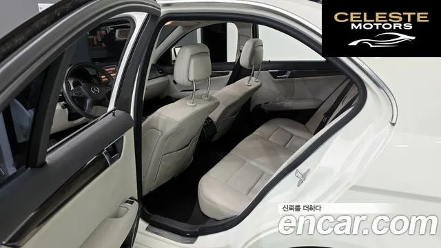 MERCEDES BENZ C-Classe W204 C200K Avantgarde 2009 — photo 11 sur 20