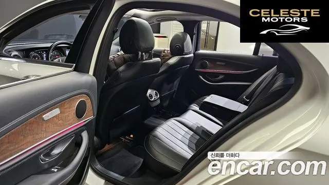 MERCEDES BENZ E-Classe W213 E220d Exclusive 2017 — photo 11 sur 20
