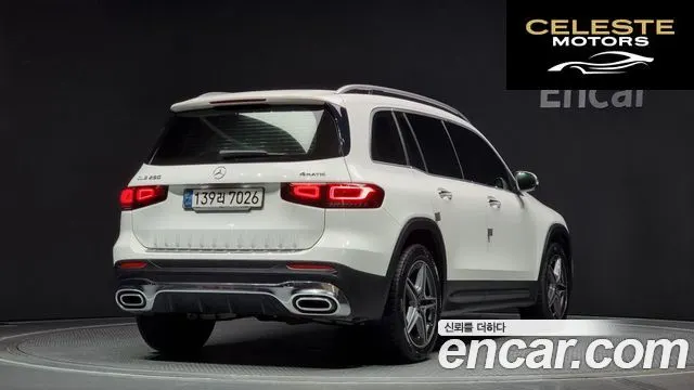 MERCEDES BENZ GLB-Classe X247 GLB250 4MATIC 2021 — photo 2 sur 20