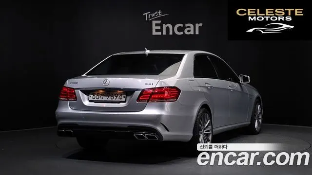 MERCEDES BENZ E-Classe W212 E200 CGI 2011 — photo 2 sur 20
